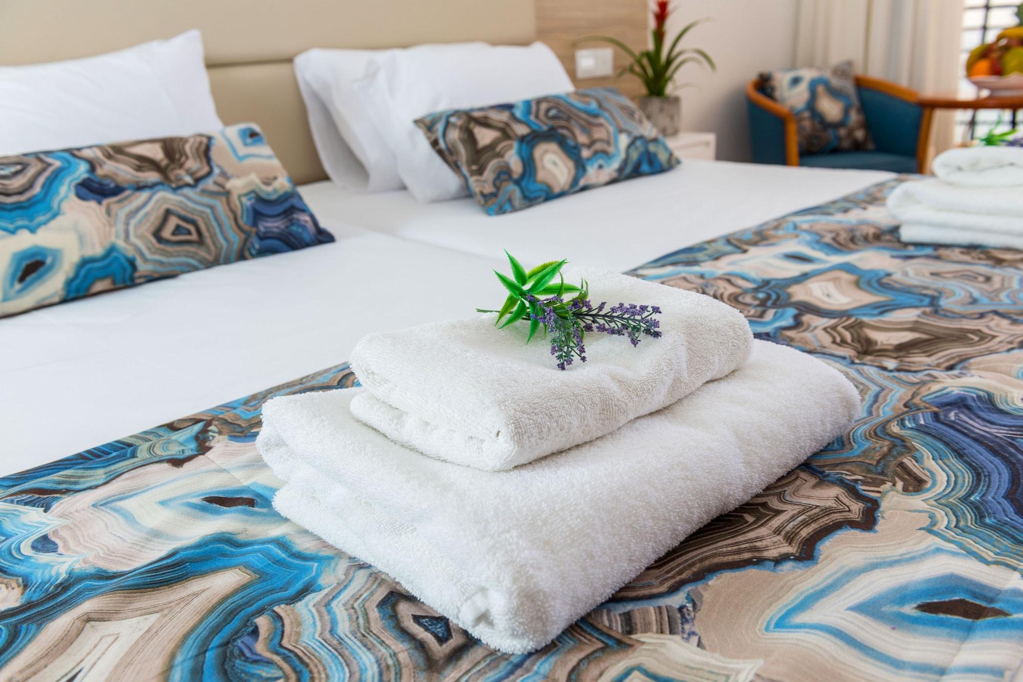 Ascos Coral Beach Hotel Coral Bay Extérieur photo
